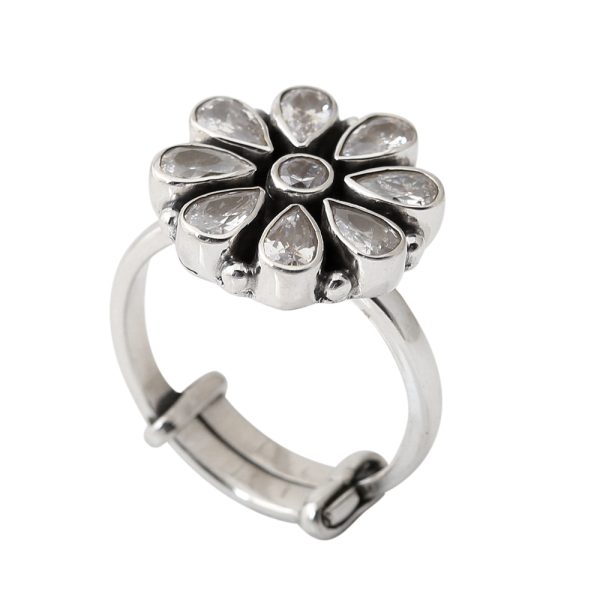 White Zirconia Flower Ring